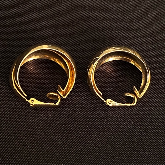 Vintage Gold Tone Double Hoop Clip On Earrings 90s Jewelry - Picture 3 of 6